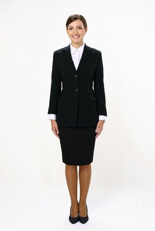 Full-length formal Emirates cabin crew recruitment photo for Emirates Cabin Crew Open Day applications